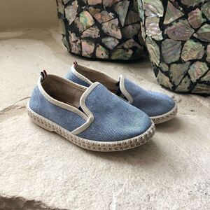College espadrille Rivieras slip ons sz 25